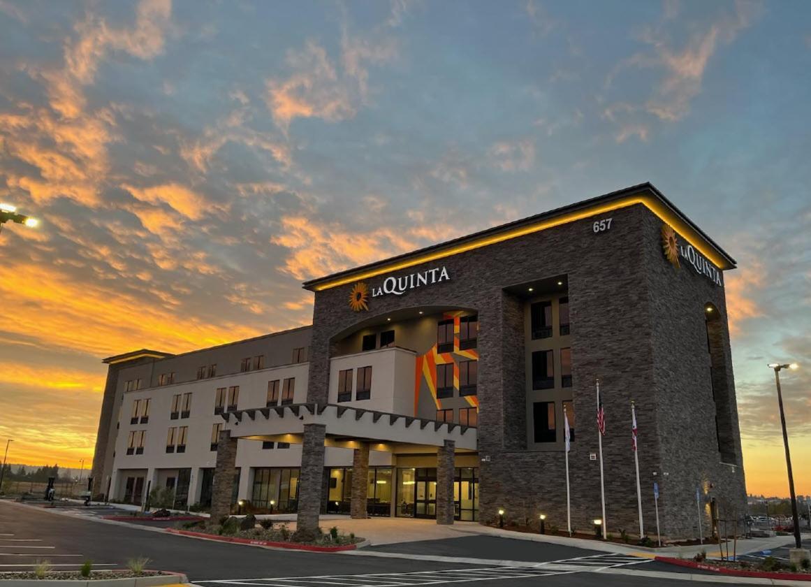 La Quinta Inn And Suites By Wyndham Lincoln Buitenkant foto