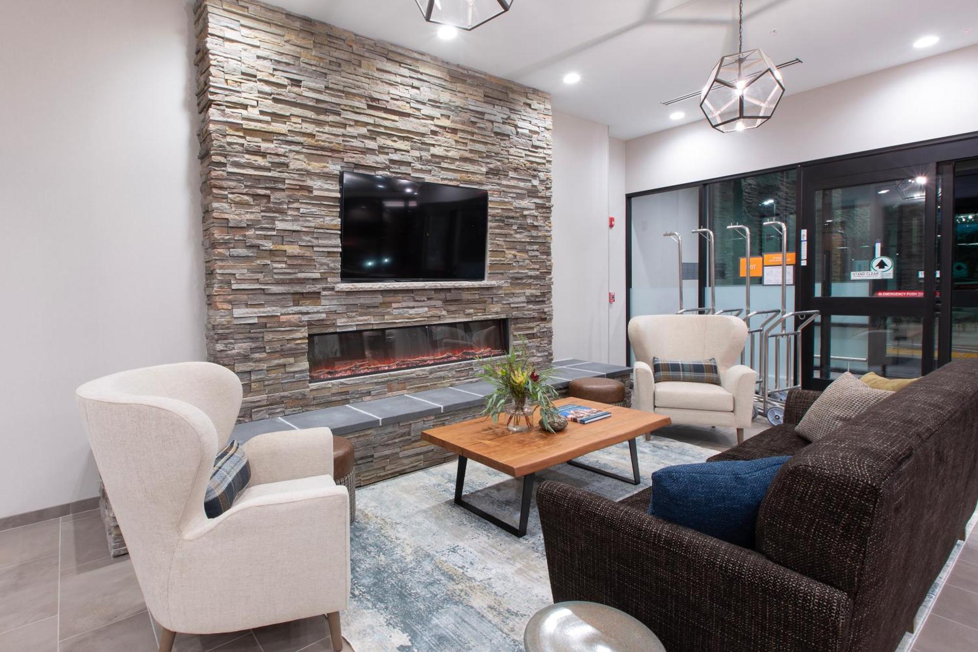 La Quinta Inn And Suites By Wyndham Lincoln Buitenkant foto