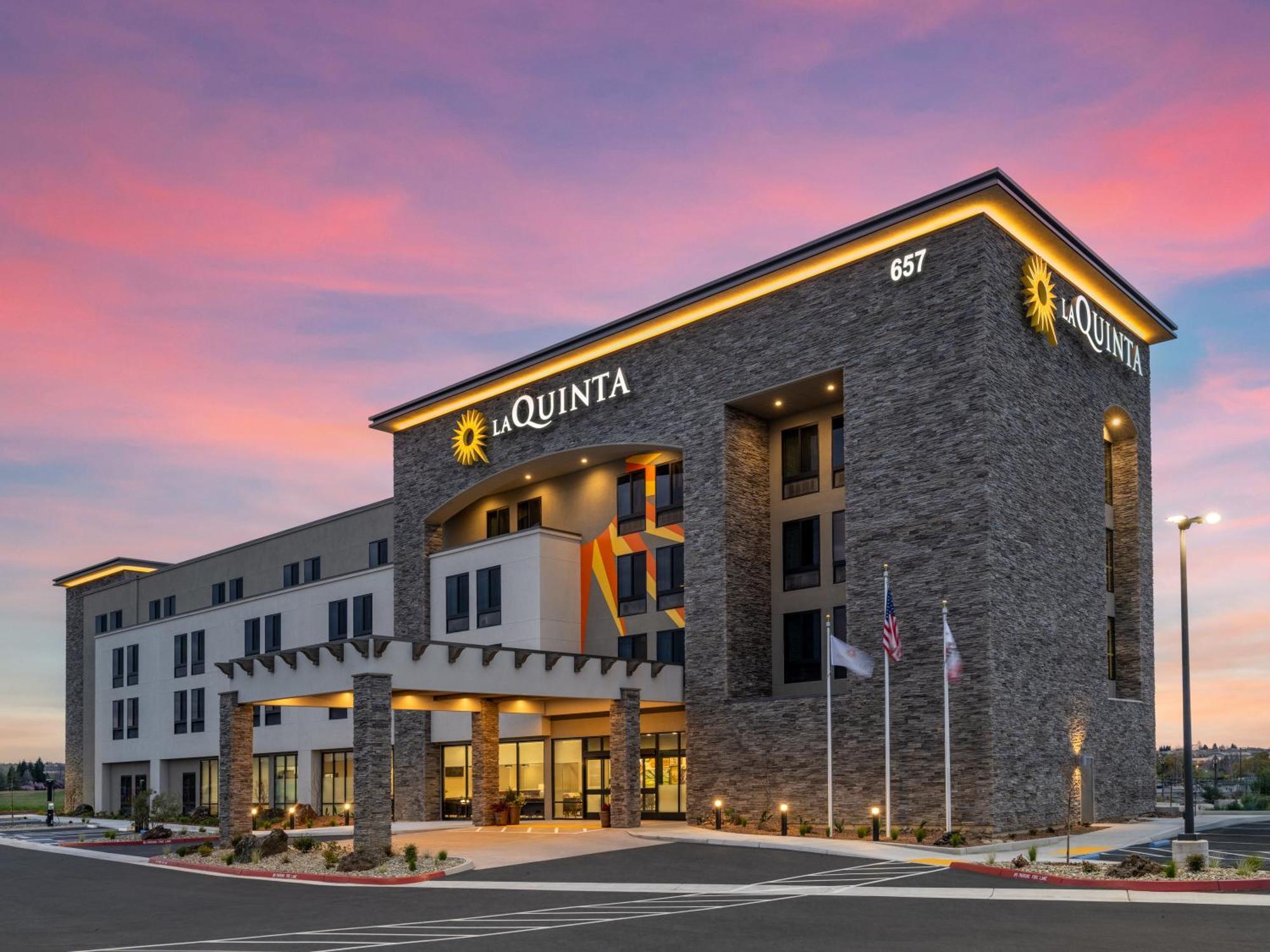 La Quinta Inn And Suites By Wyndham Lincoln Buitenkant foto